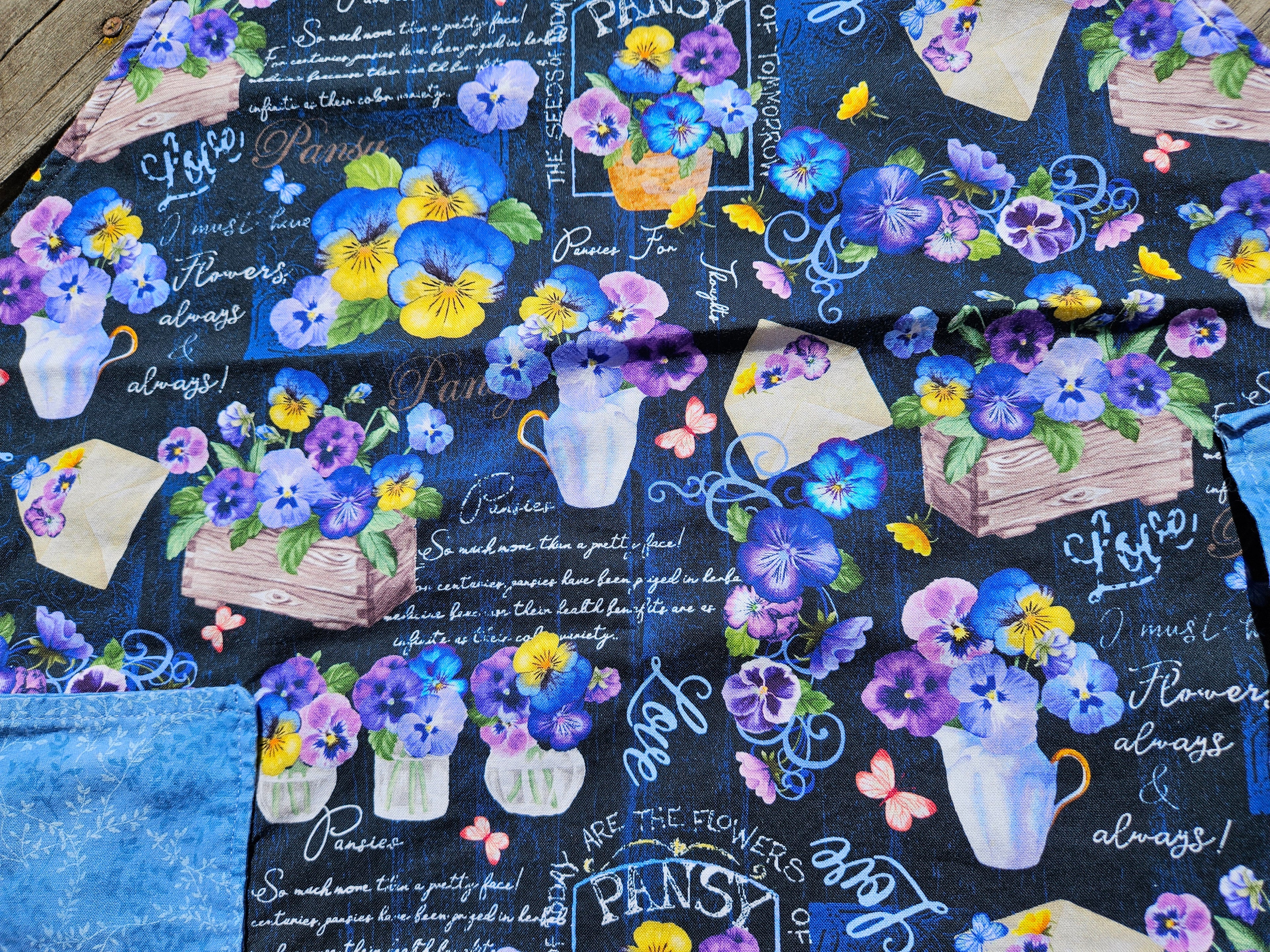 Pansy Apron, Reversable and Adjustable