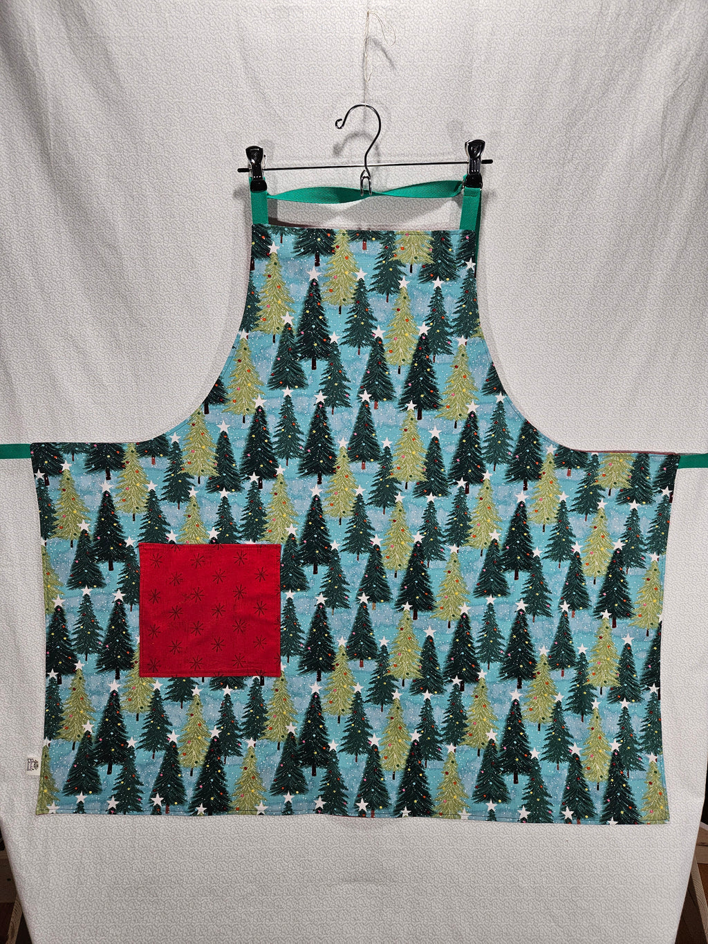 Christmas Tree Field Apron, Reversable and Adjustable